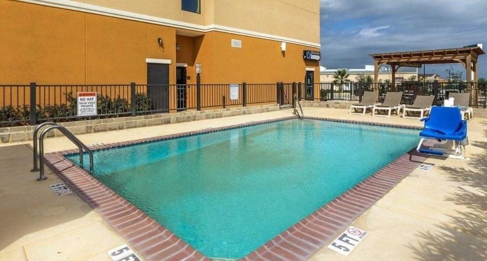 Comfort Suites Cotulla Near I-35 מראה חיצוני תמונה