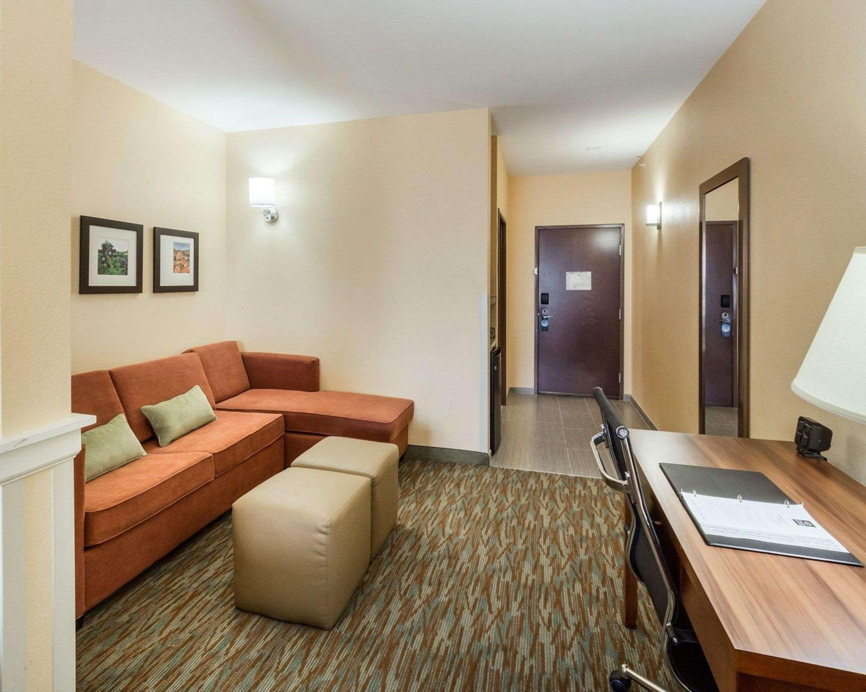 Comfort Suites Cotulla Near I-35 מראה חיצוני תמונה