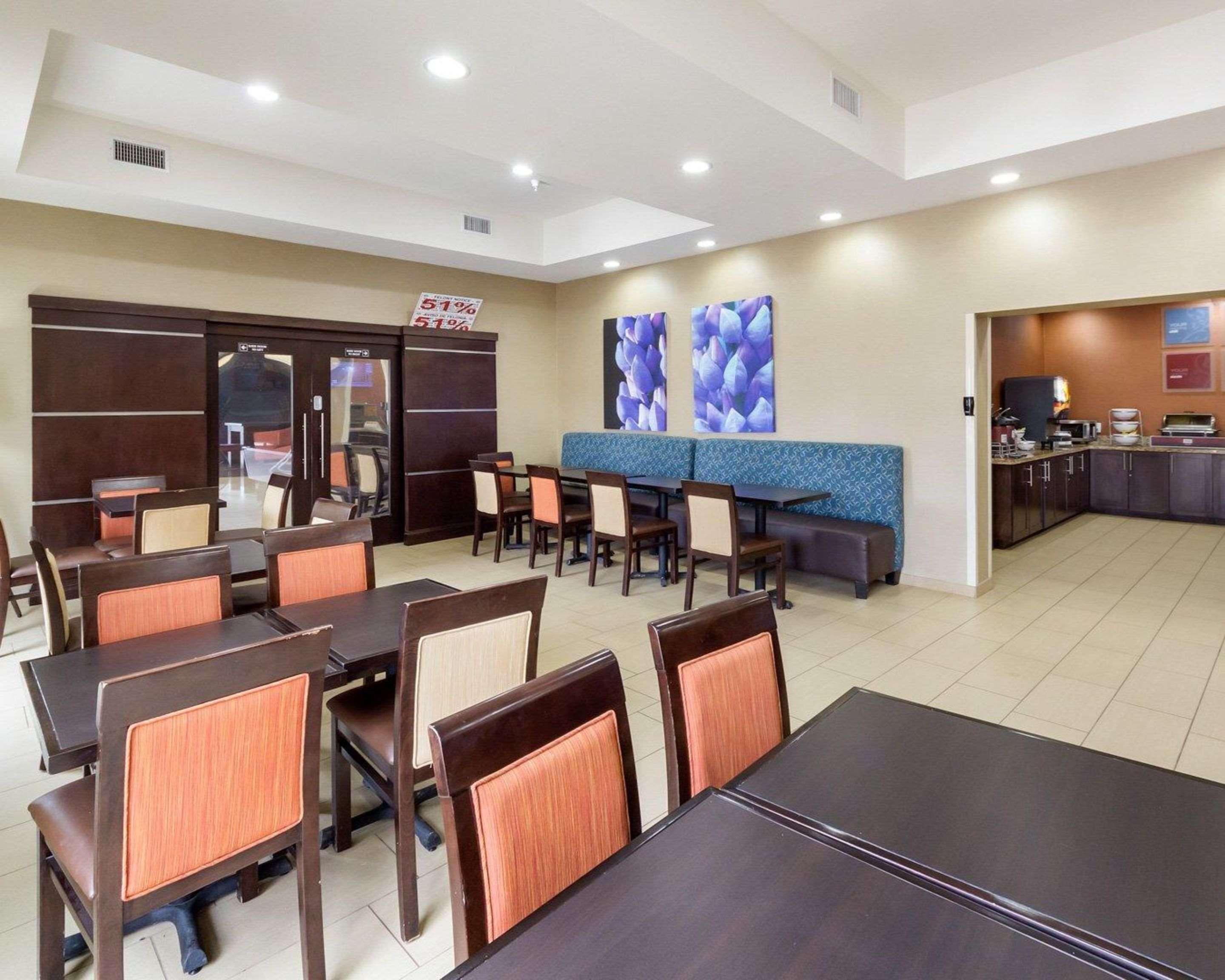 Comfort Suites Cotulla Near I-35 מראה חיצוני תמונה
