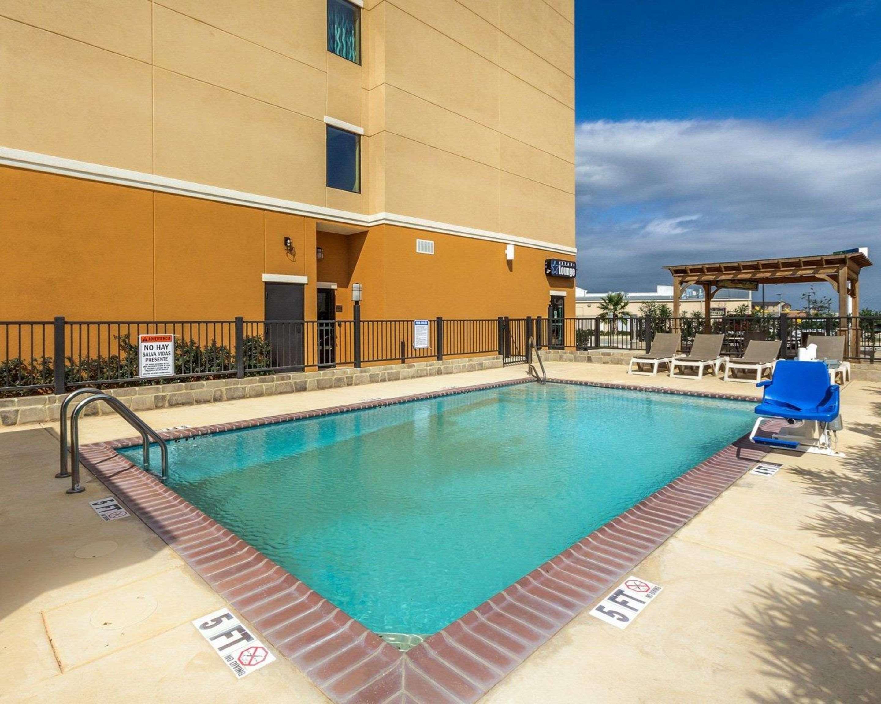 Comfort Suites Cotulla Near I-35 מראה חיצוני תמונה